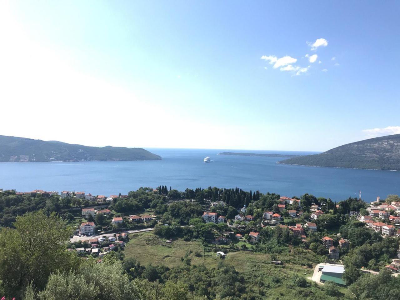 Magnificent Views Apartment Herceg Novi Esterno foto