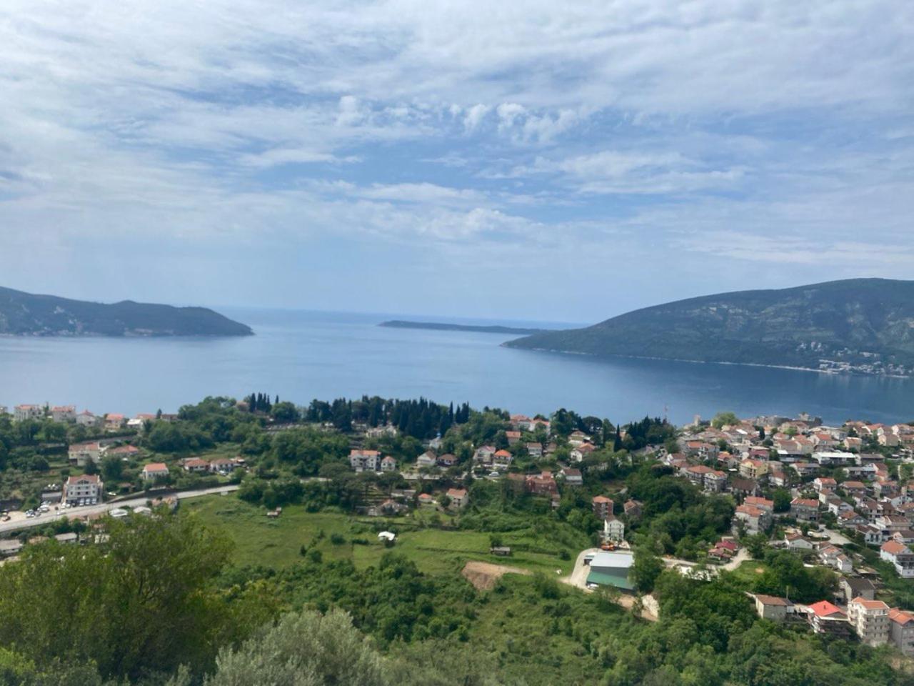 Magnificent Views Apartment Herceg Novi Esterno foto